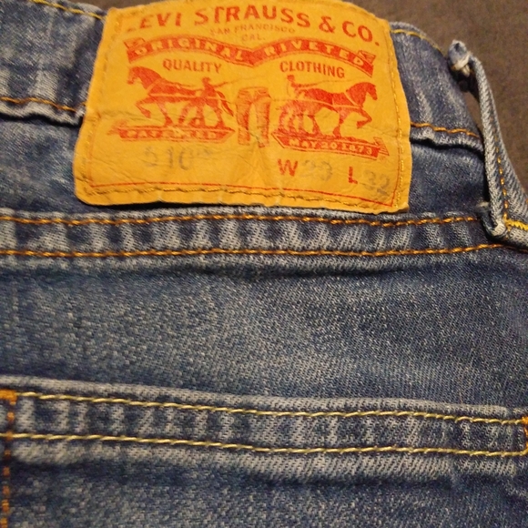 Levi's Jeans - Picture 1 of 4